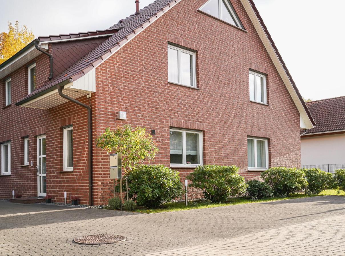 Modernes Stadthaus | Parkplatz | Wifi | Bad&Dusche | Kueche Hannover Exterior photo